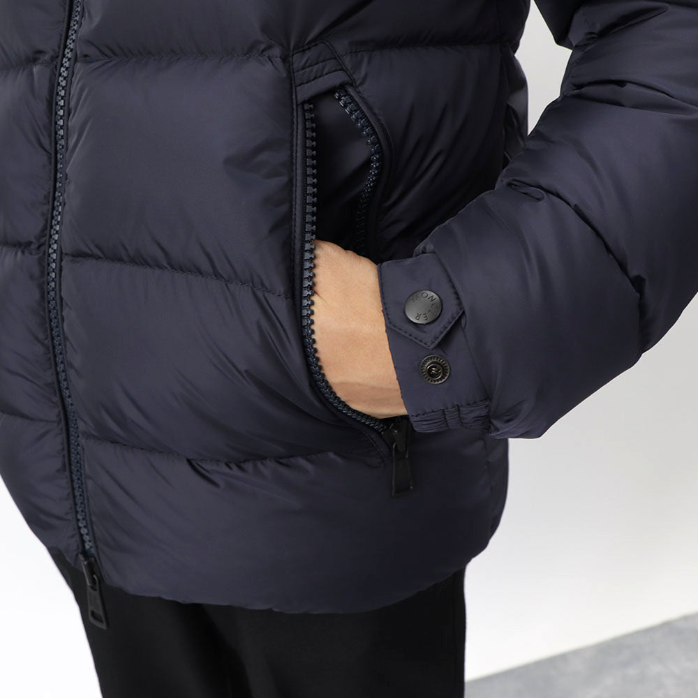 モンクレール  1A001 83 68352 742 ダウンジャケット