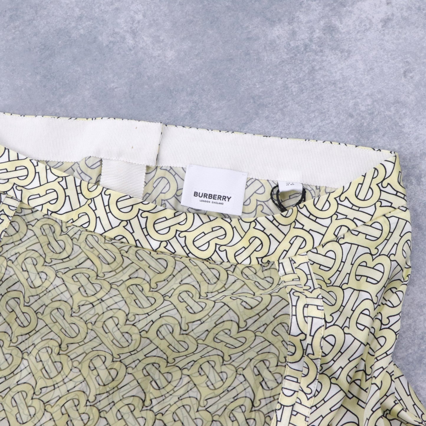 バーバリー スカート 8016883 A7309 イエロー ミディ丈