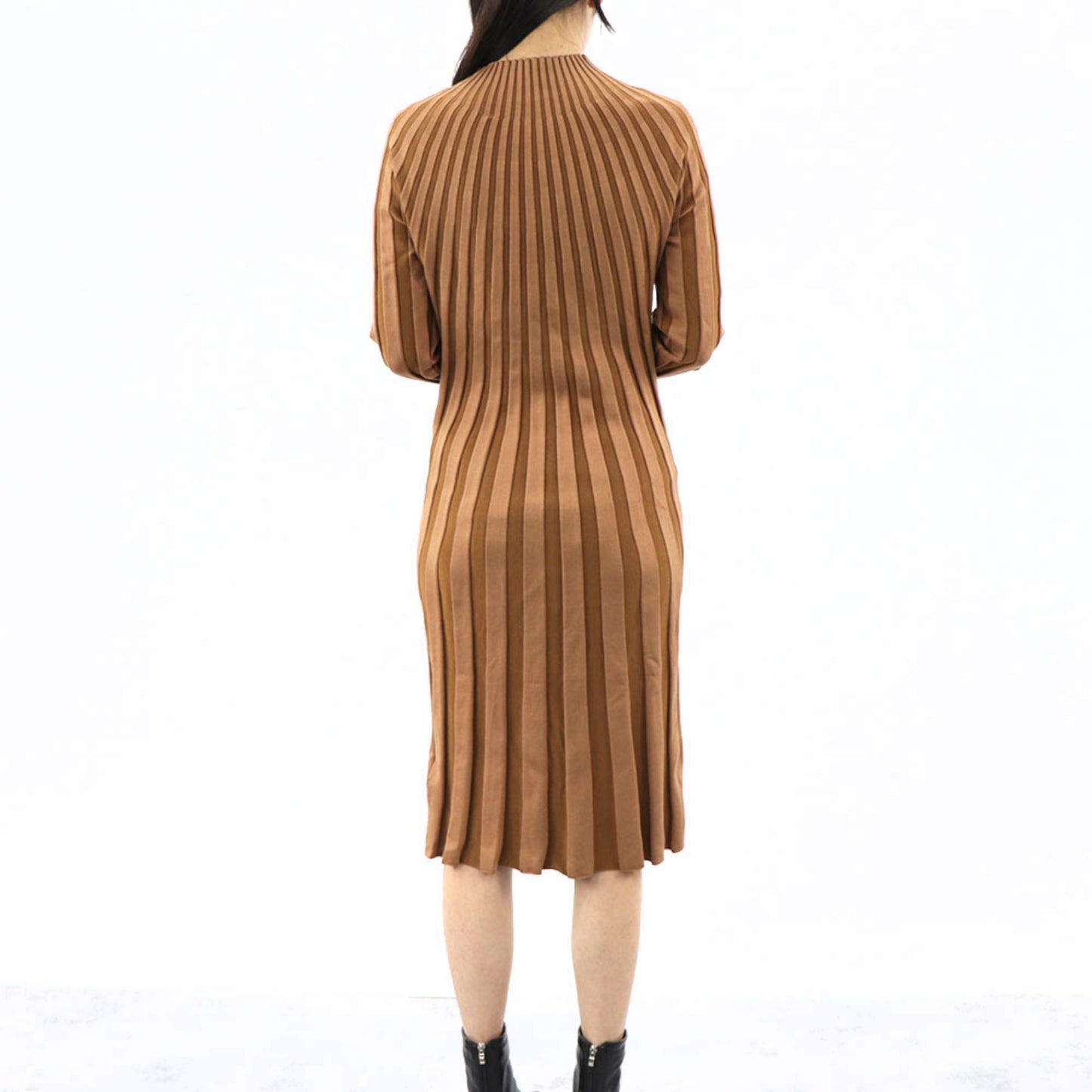 バーバリー ニットワンピース 8023934 A4752 ミモレ丈