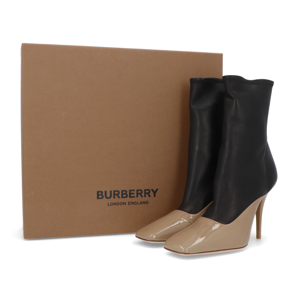 バーバリー ショートブーツ 8015548 A1386 ブラック