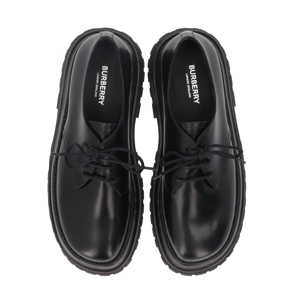 バーバリー レザーシューズ 8024800 A1189 ブラック