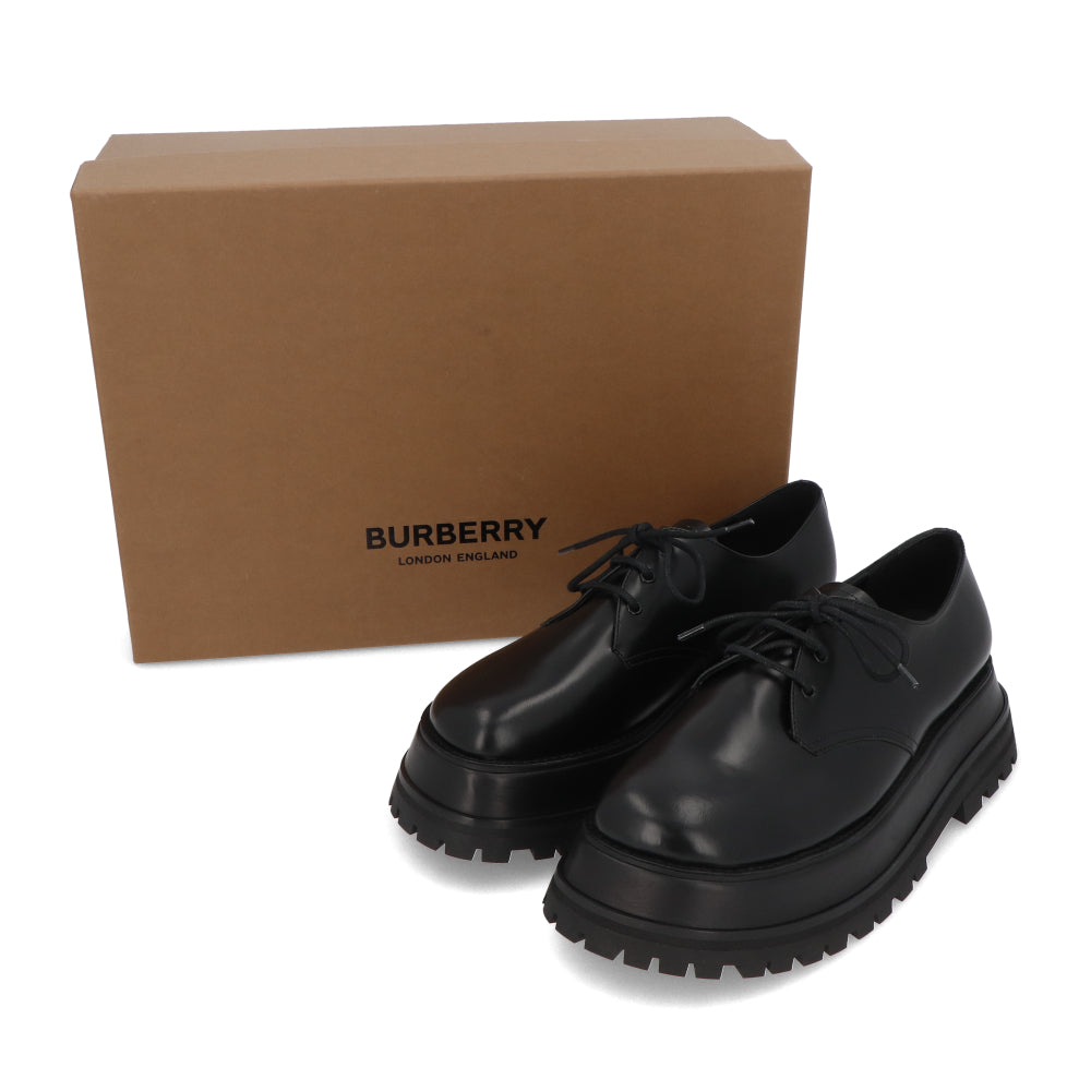 バーバリー レザーシューズ 8024800 A1189 ブラック