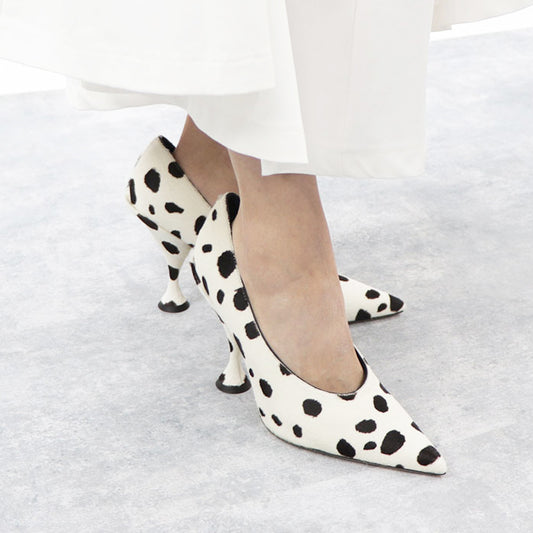 バーバリー パンプス ヒール 8025313 A1462 ホワイト