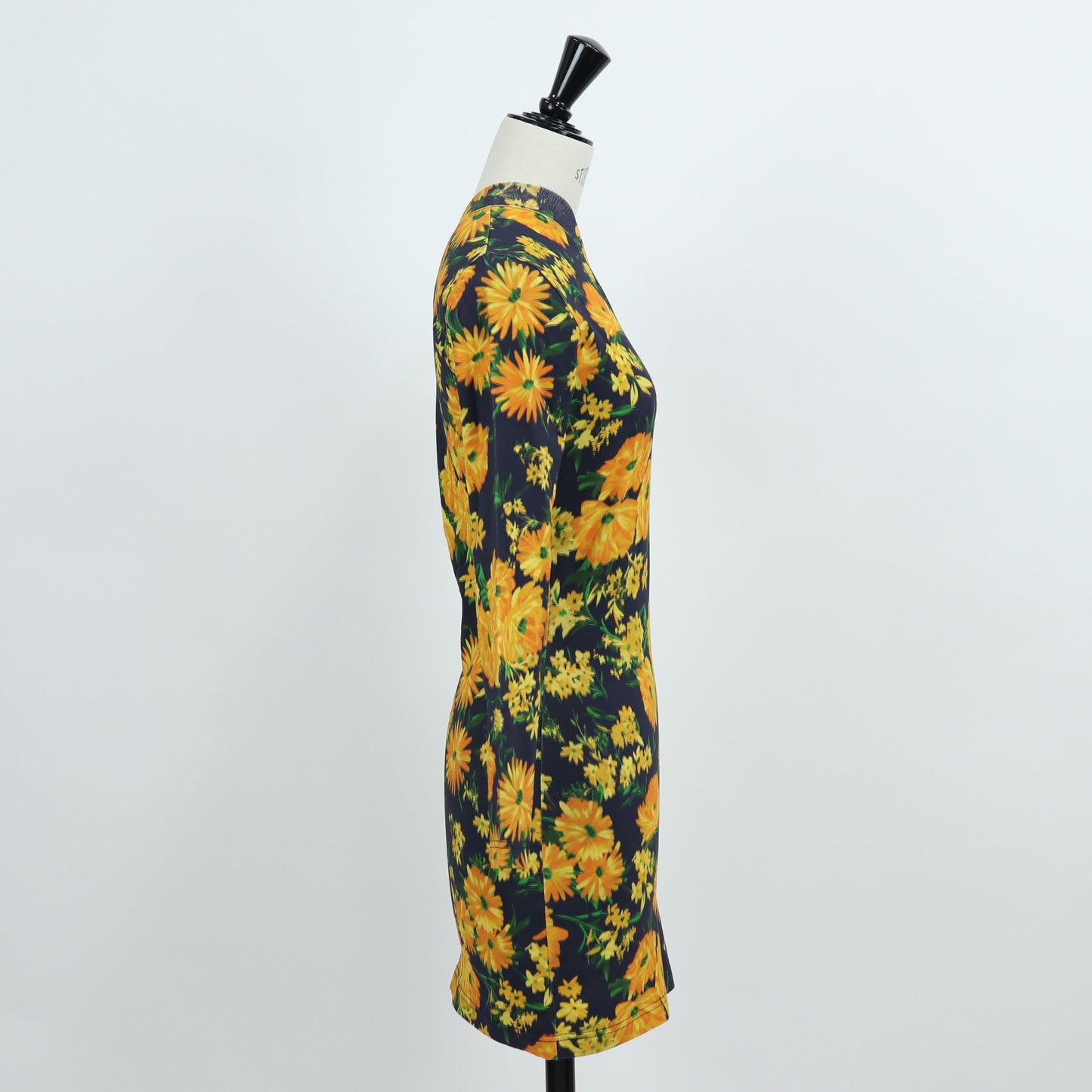 バレンシアガ 720571 TNVJ4 7364 ワンピース