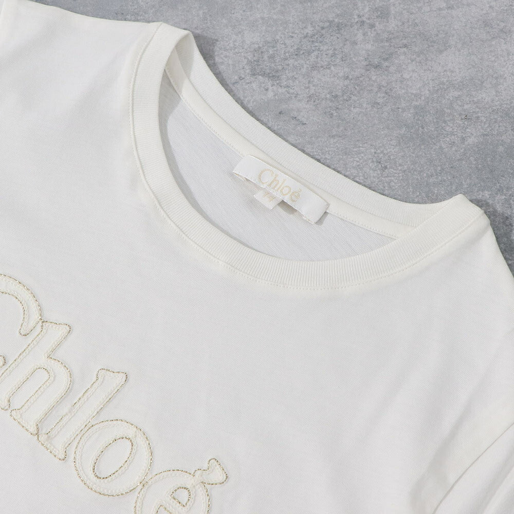 クロエ Chloe トップス Tシャツ・カットソー レディース ホワイト コットン ロゴ 刺繍 クルーネック キッズモデル カットソー 半袖 C20110 117