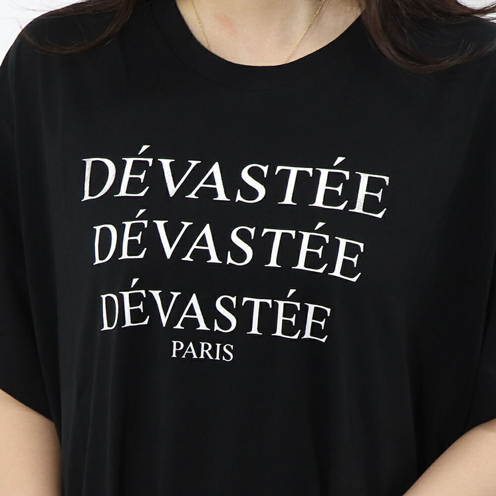 デヴァステ DEVASTEE トップス Tシャツ・カットソー レディース ブラック ホワイト コットン ロゴプリント ヘムトップス アシメトップス シンプル 半袖 R3FWTP017
