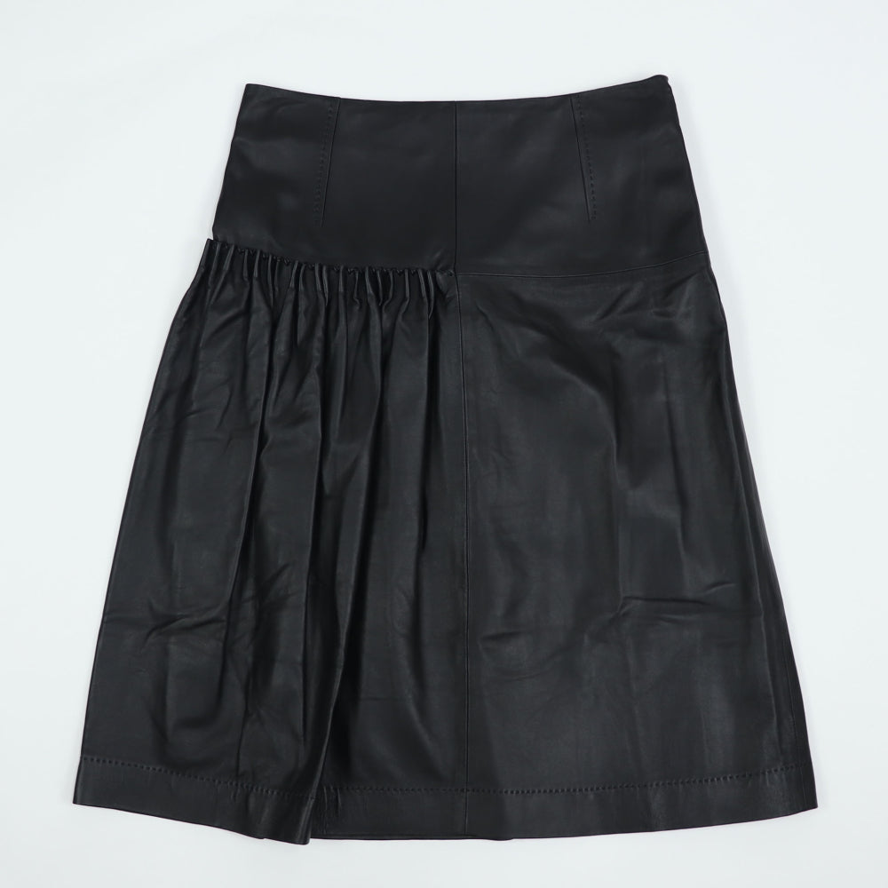 フェラガモ FERRAGAMO レザースカート ブラック