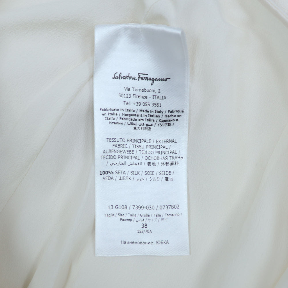 フェラガモ FERRAGAMO スカート ホワイト系