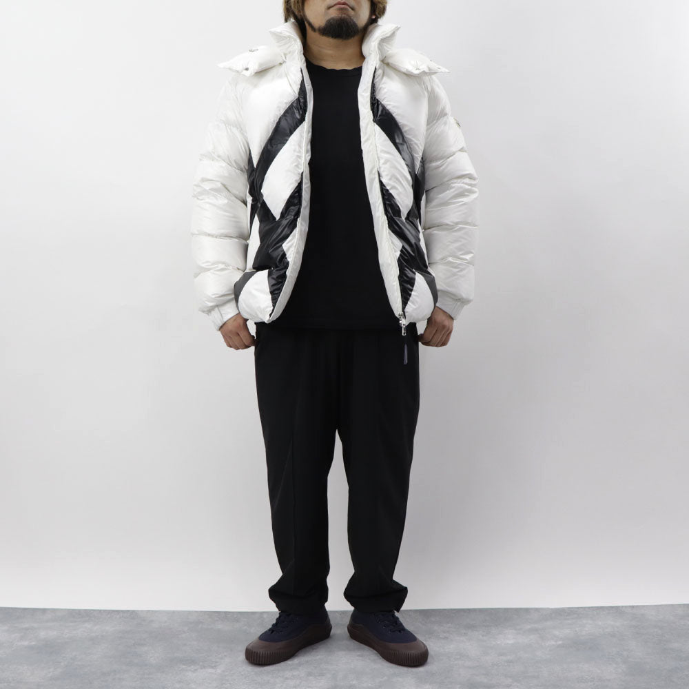 モンクレール 1A001 54 595MX 090 ダウンジャケット