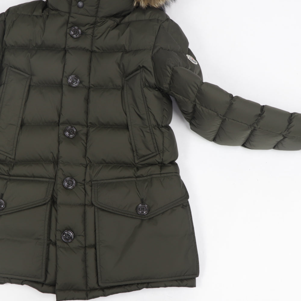 モンクレール MONCLER 41380 25 68352 835 CLUNY ダウンジャケット ダウンコート ミディアム丈 フード取り外し可 ファー付 アウター カーキ メンズ
