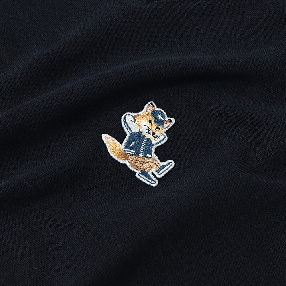 メゾン キツネ MAISON KITSUNE トップス スウェット・トレーナー メンズ DRESSED FOX PATCH CLASSIC SWEATSHIRT ネイビー ブラック フォックスパッチ スエット 無地 ワンポイント 長袖 クルーネック KM00304KM0001