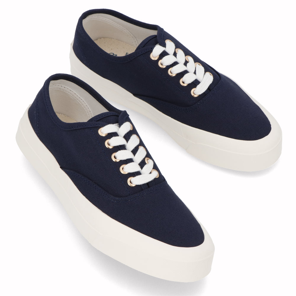 メゾン キツネ MAISON KITSUNE スニーカー ローカット CU04706WW9000 P480 キャンバス ユニセックス ネイビー 新品