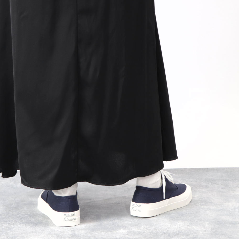 メゾン キツネ MAISON KITSUNE スニーカー ローカット CU04706WW9000 P480 キャンバス ユニセックス ネイビー 新品