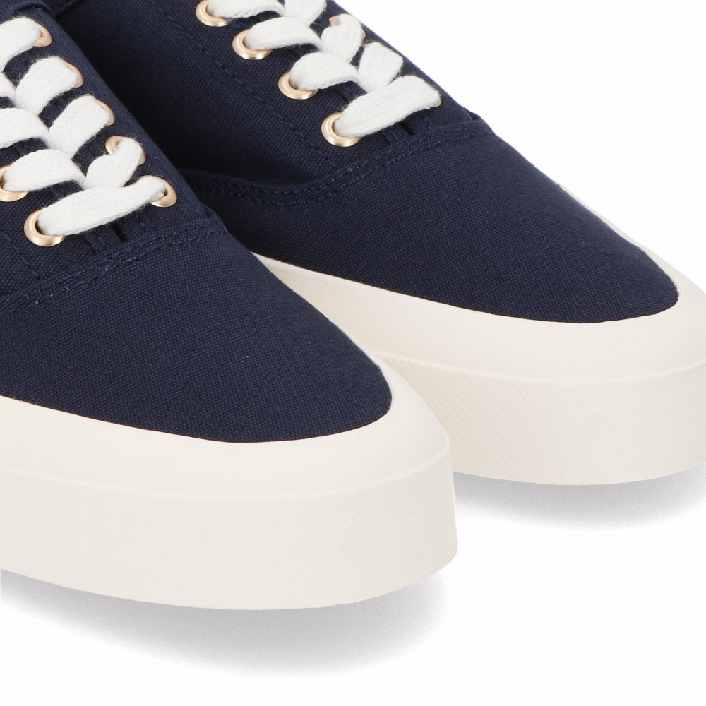 メゾン キツネ MAISON KITSUNE スニーカー ローカット CU04706WW9000 P480 キャンバス ユニセックス ネイビー 新品