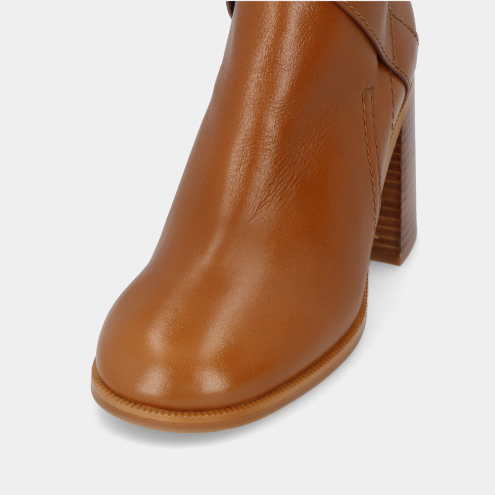 シーバイクロエ SB39160A 13081 533 ブーツ Tan