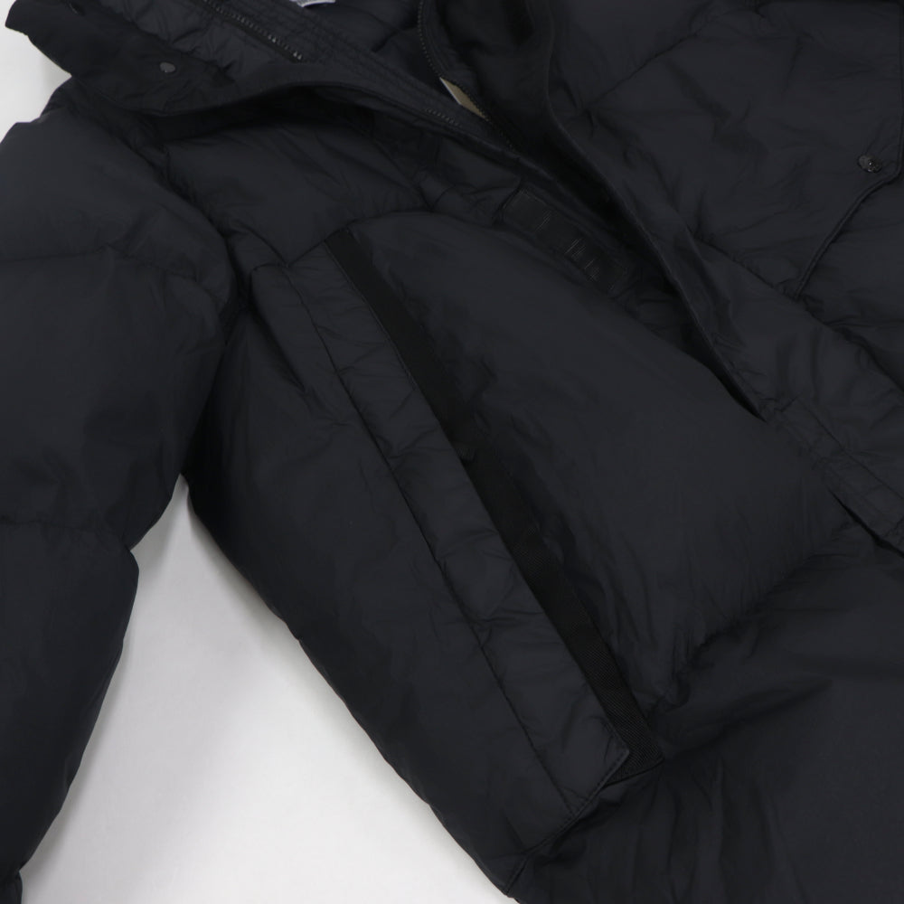 ストーンアイランド 791570323 V0029 ダウンコート