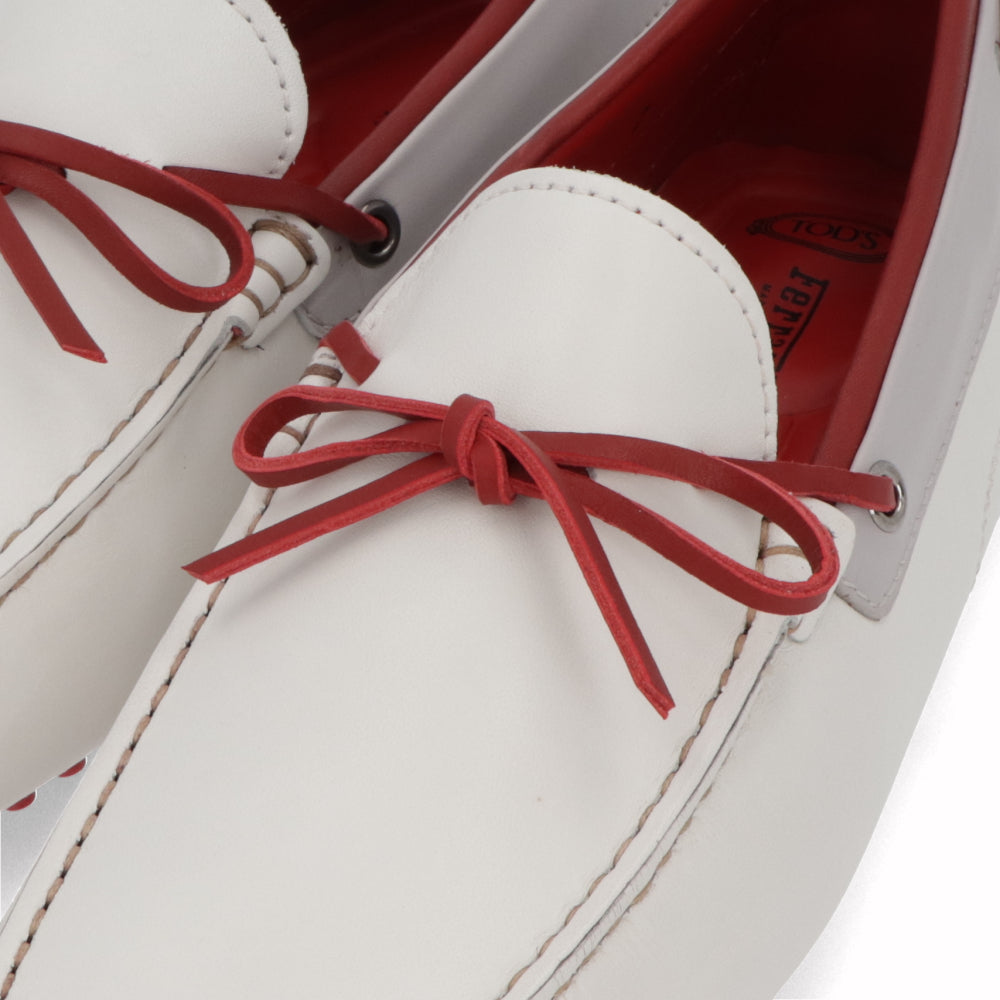 トッズ TODS シューズ レザーシューズ メンズ ホワイト レザー ゴンミーニ ドライビングシューズ モカシン フェラーリ ロゴ