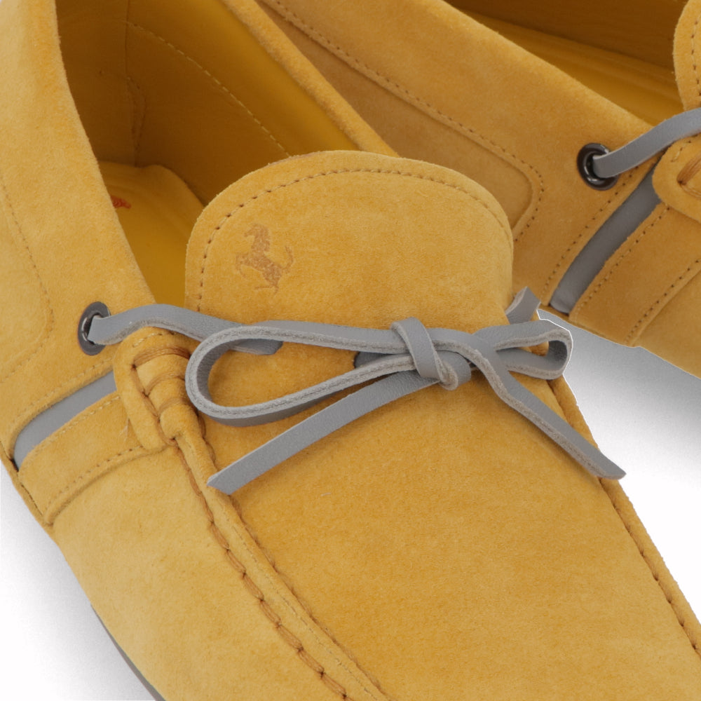 TOD’S ドライビングシューズ イエロー ゴンミーニ フェラーリ