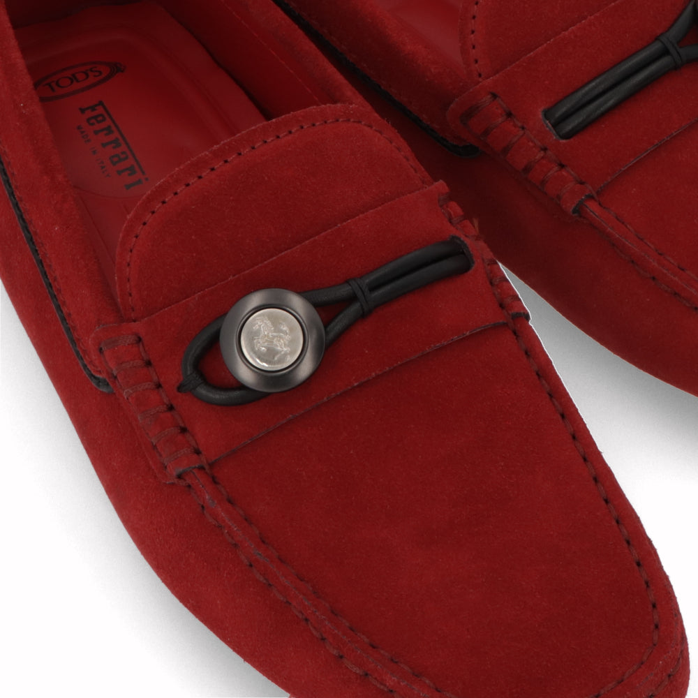トッズ TOD'S シューズ レザーシューズ メンズ レッド スエード ゴンミーニ モカシン ドライビングシューズ フェラーリ Ferrari ロゴ