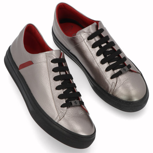 TOD’S スニーカー グレー レザー フェラーリ ローカット