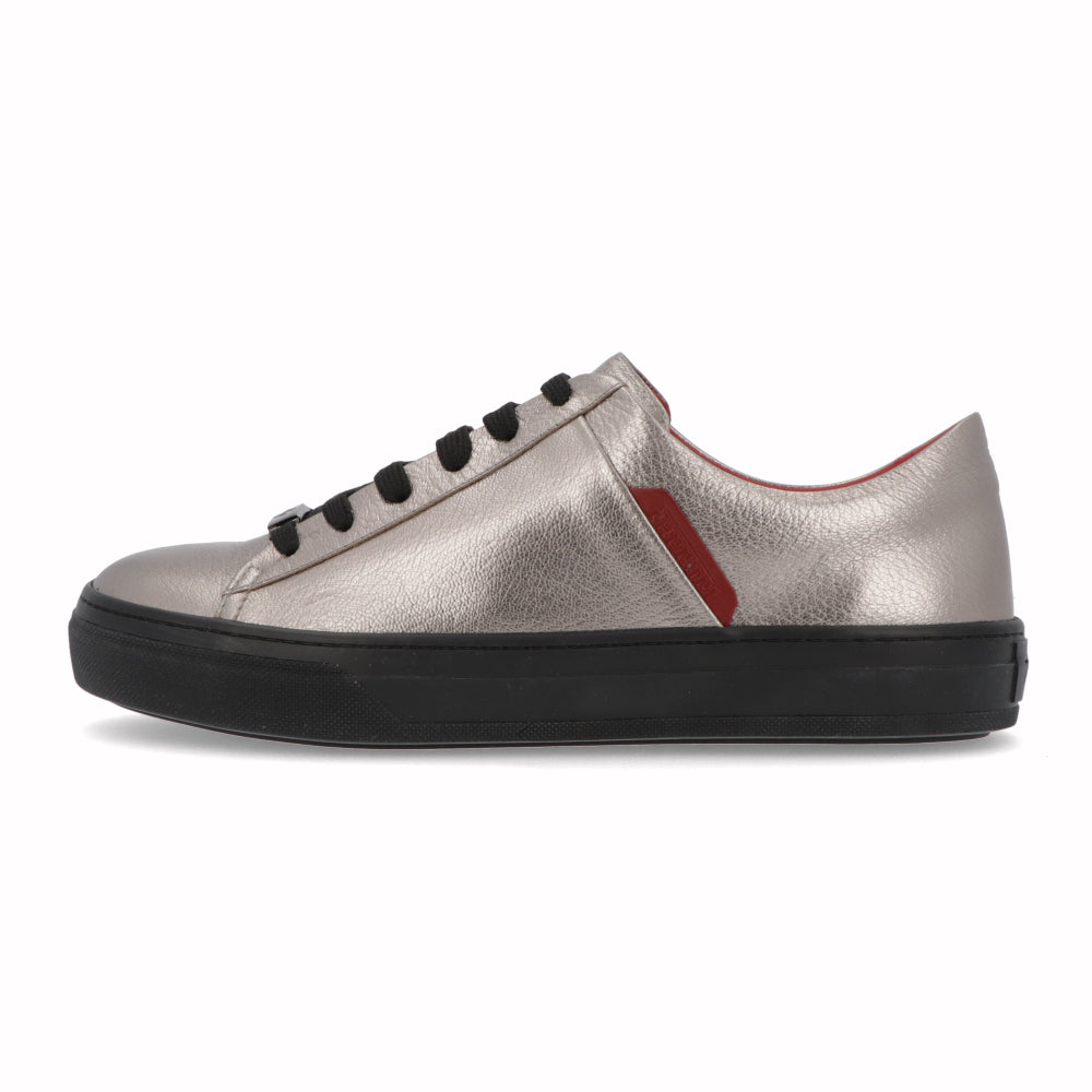 トッズ TOD'S シューズ スニーカー レディース グレー レザー フェラーリ ロゴ 光沢 厚底 ローカット