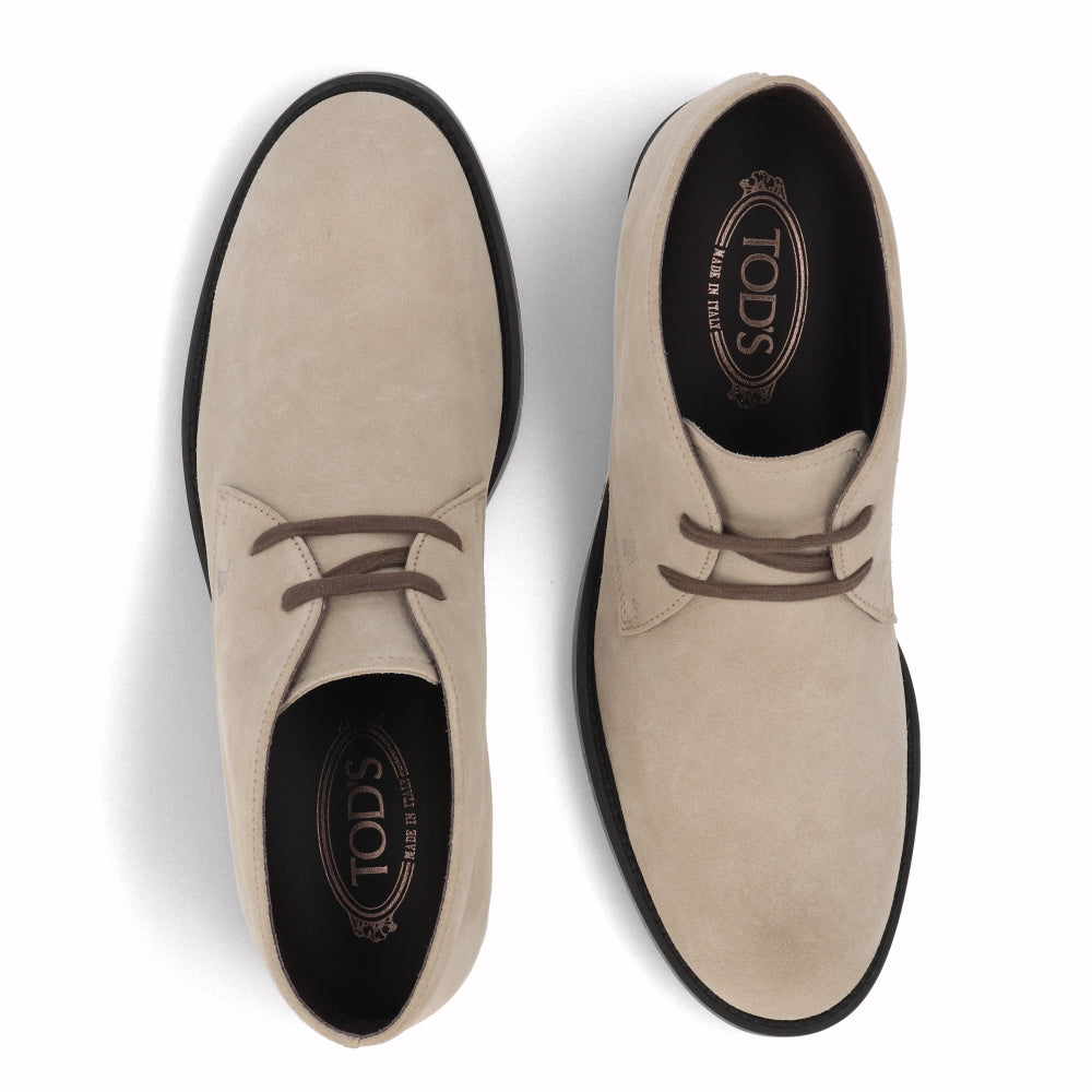 TOD’S ショートブーツ ベージュ スエード チャッカブーツ