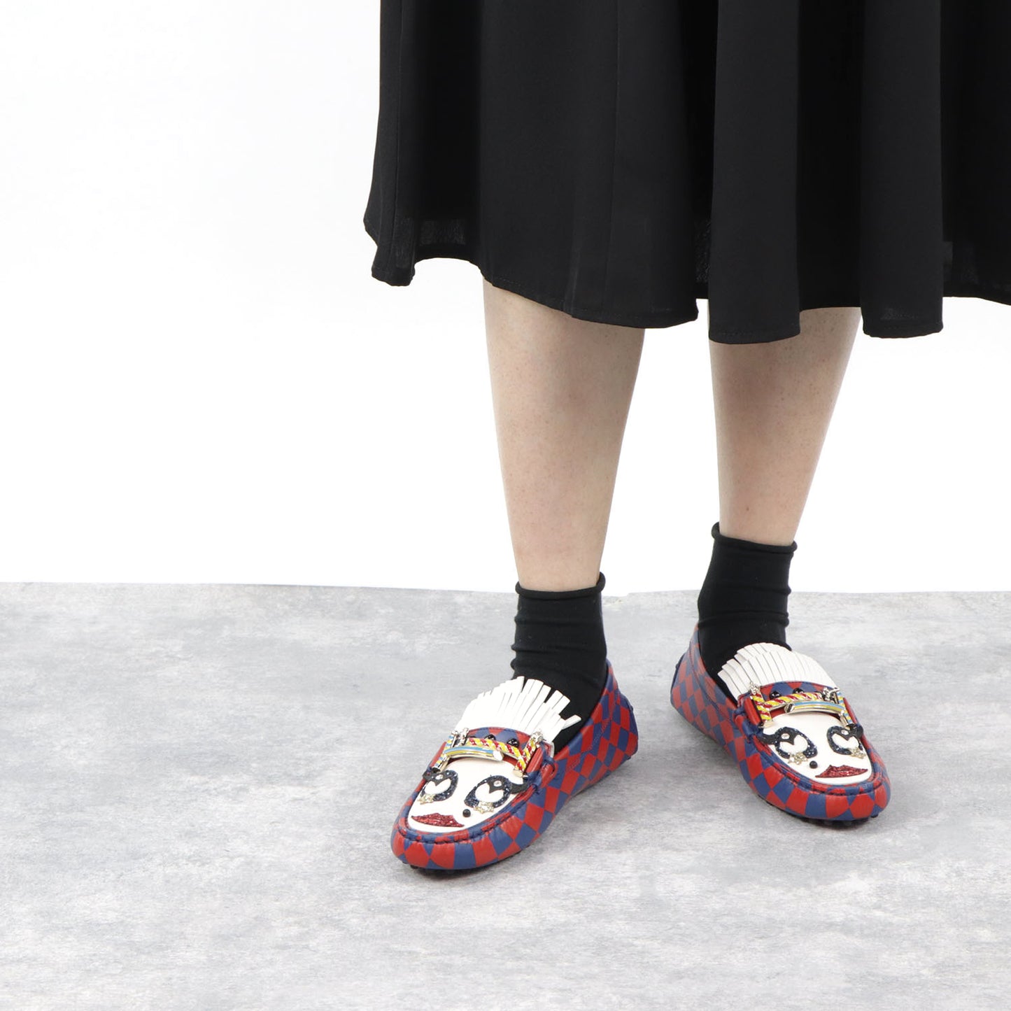 トッズ シューズ レザーシューズ ローファー レディース レッド ブルー ゴンミーニ モカシン ドライビングシューズ ダブルT バックル XXW00G0V840HZL