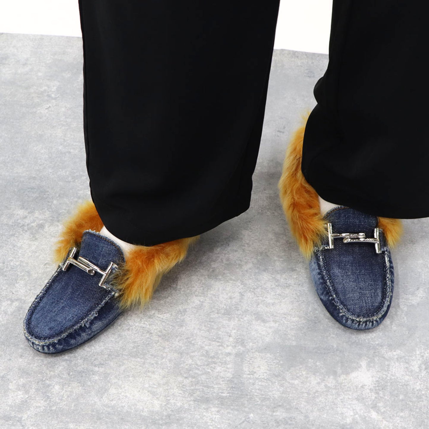 トッズ シューズ パンプス レディース ネイビー イエロー ダブルT ドライビングシューズ モカシン ファー デニム ムートン ヒールなし XXW00G0X880IUB9998
