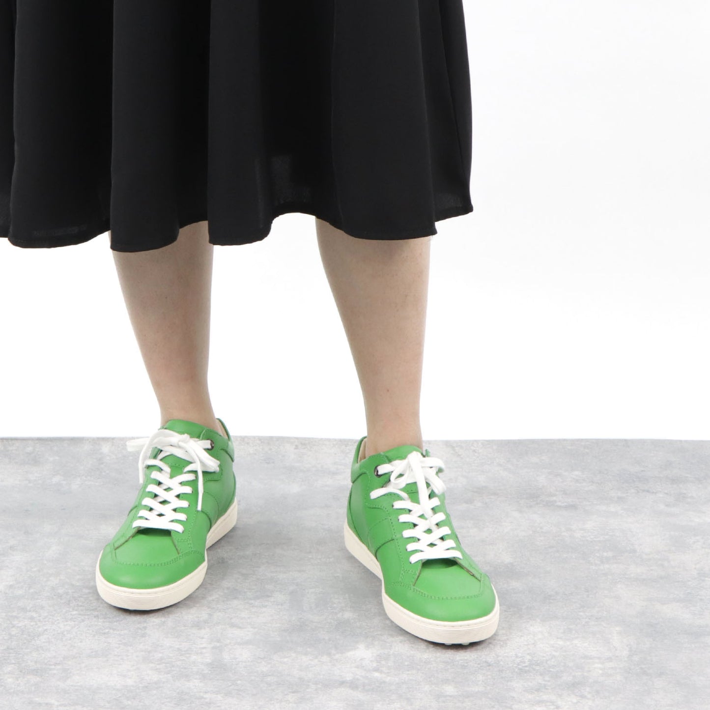 トッズ TOD’S スニーカー グリーン レザー レースアップ