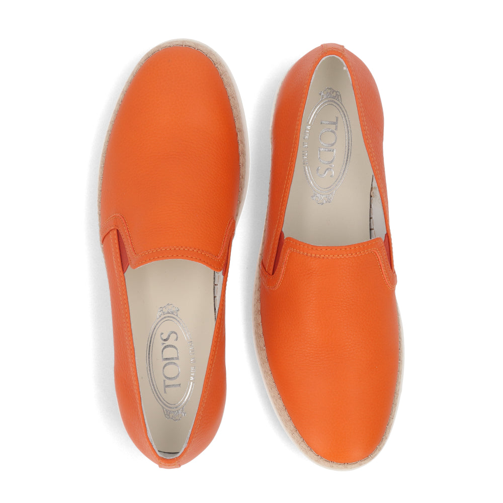 トッズ スリッポン スニーカー エスパドリーユ GOMMA RAFIA TV PANTOFOLA PELLE 5JI ARANCIO レディース オレンジ レザー フラットシューズ XXW0TV0J97Z5J1G803