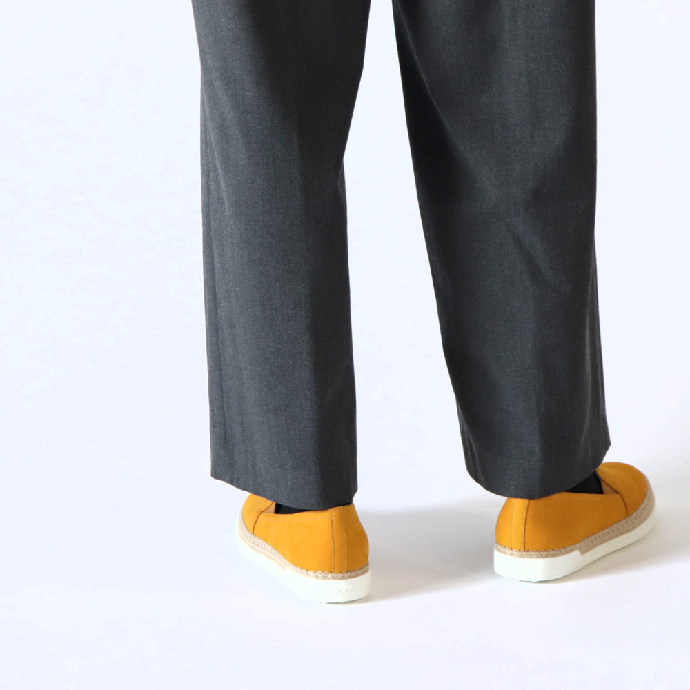 トッズ TOD’S スリッポン イエロー ユニセックス