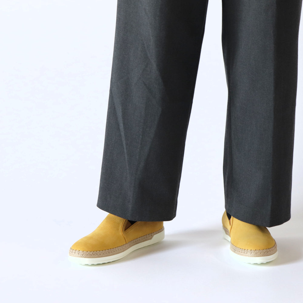 トッズ TOD’S スリッポン イエロー レザー ユニセックス