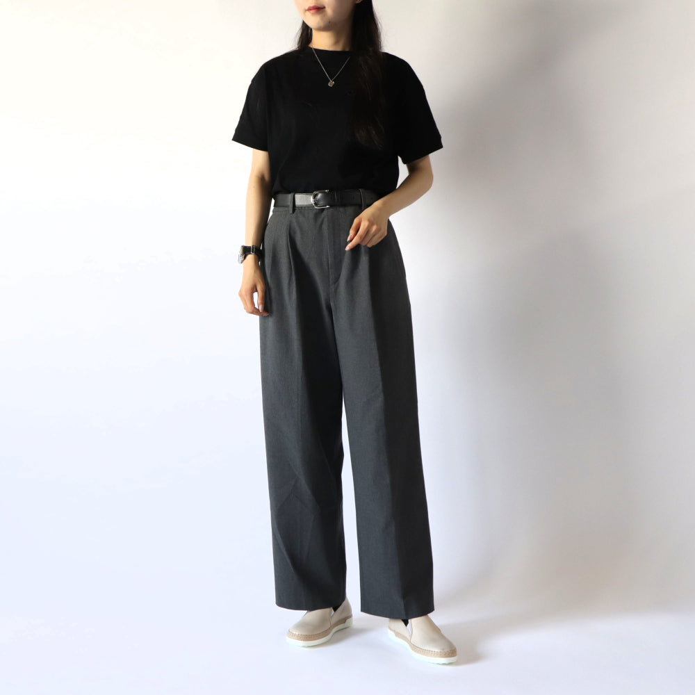 トッズ TOD’S スリッポン ベージュ レザー ユニセックス