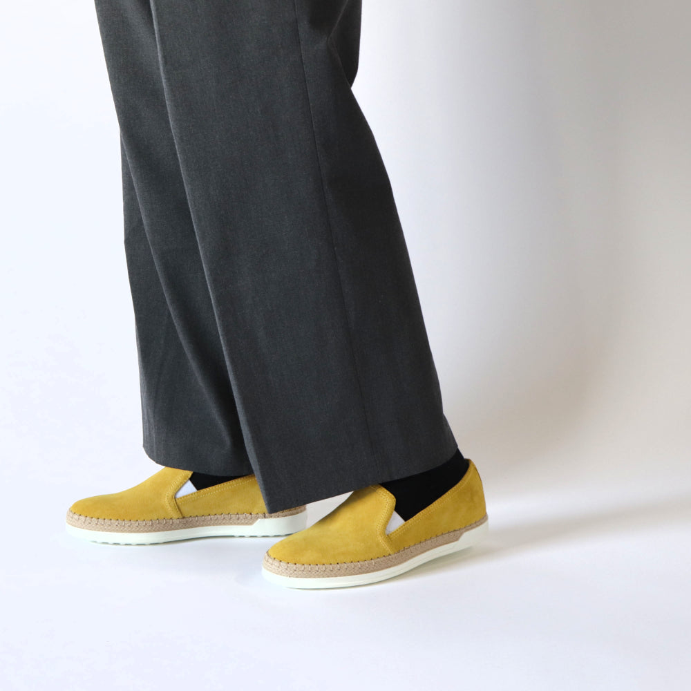 トッズ TOD’S スリッポン イエロー スエード ユニセックス