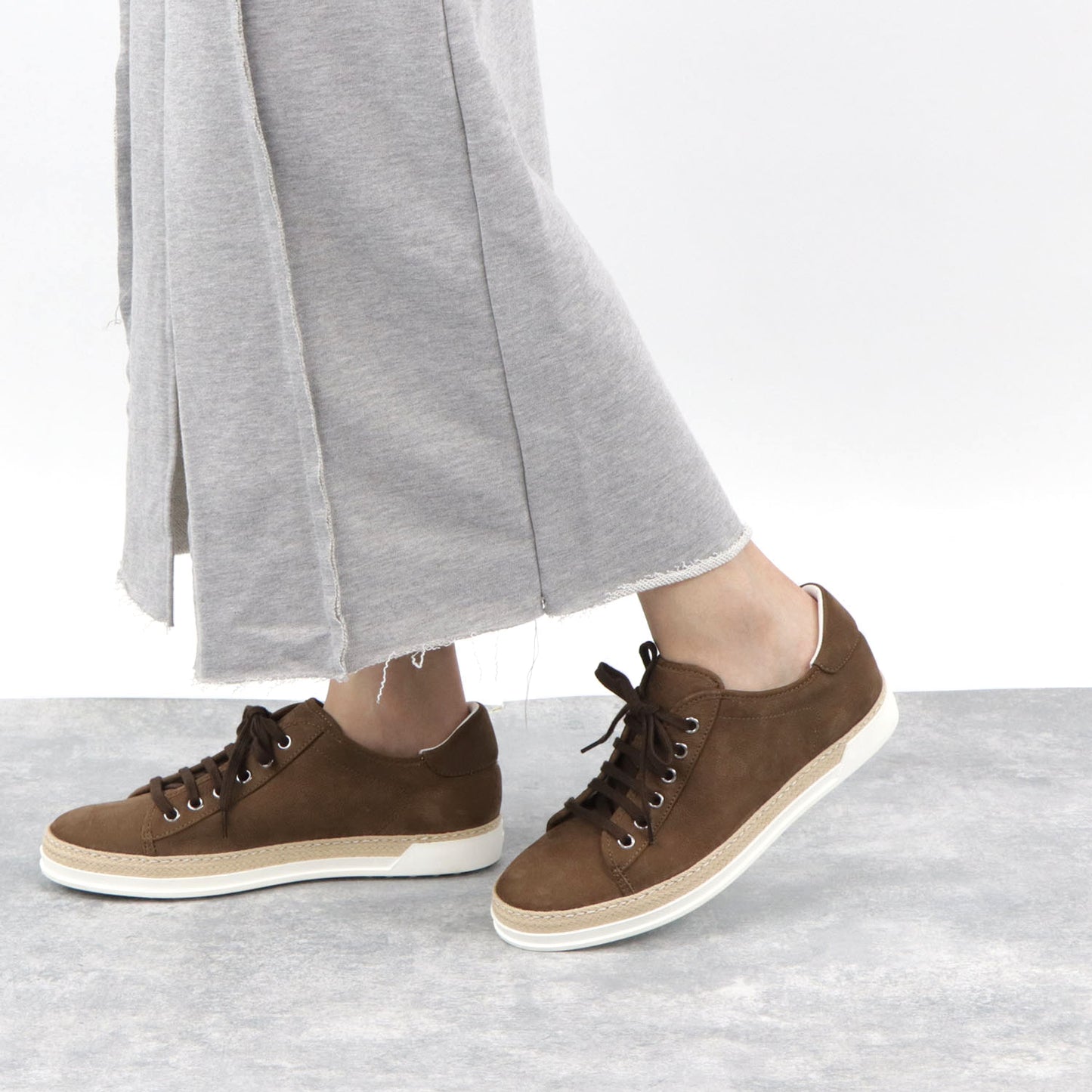 トッズ スニーカー ローカット XXW0VB0I31ZLPK