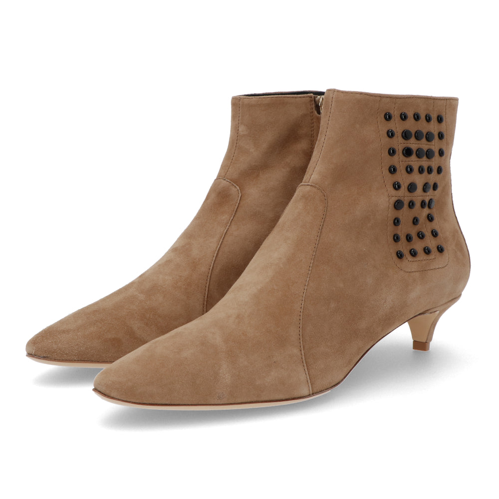 TOD’S ショートブーツブーツ ベージュ スエード ローヒール