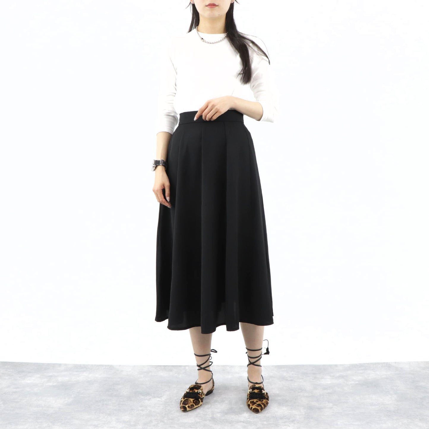 トッズ シューズ パンプス レディース ブラウン ヒールなし Tバックル レオパード ヒョウ柄 ハラコ ストラップ タッセル フラット XXW19B0BJ71LAS