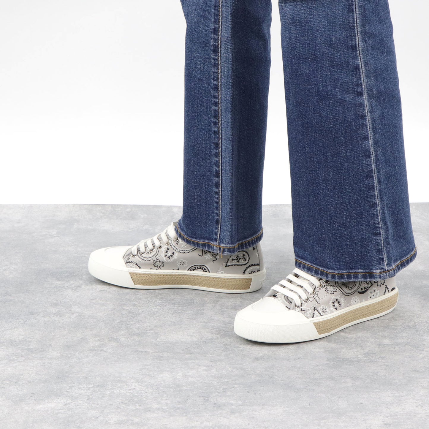 トッズ シューズ スニーカー ローカット XXW26A0T640GPQ