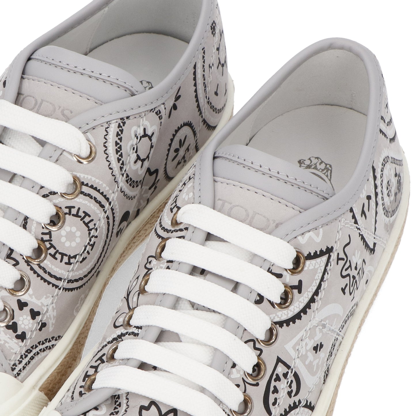 トッズ シューズ スニーカー ローカット XXW26A0T640GPQ