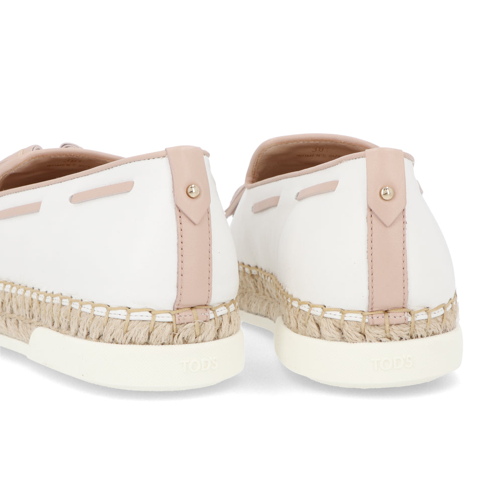 TOD’S スリッポン エスパドリーユ ホワイト レザー