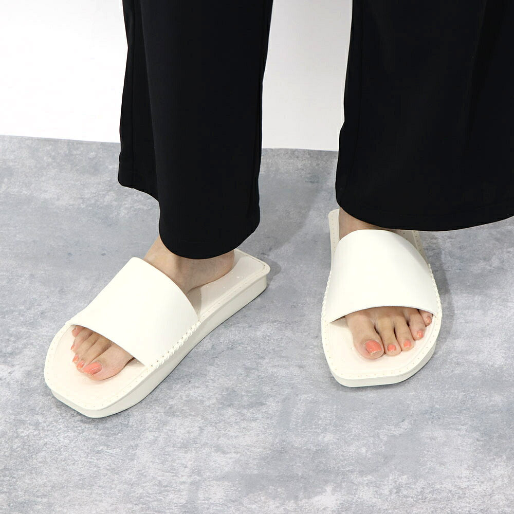 ワイスリー Y-3 アディダス ADIDAS サンダル ビーチサンダル メンズ レディース ユニセックス ホワイト ヨウジヤマモト シンプル FZ6424 WATER SLIDES