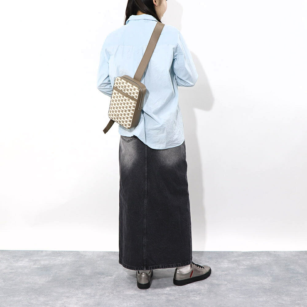 バリー BALLY バッグ ショルダーバッグ ユニセックス PENNANT SLING グレー系 レザー メンズ レディース シルバー金具 ロゴ ペナントモチーフ 761346608273
