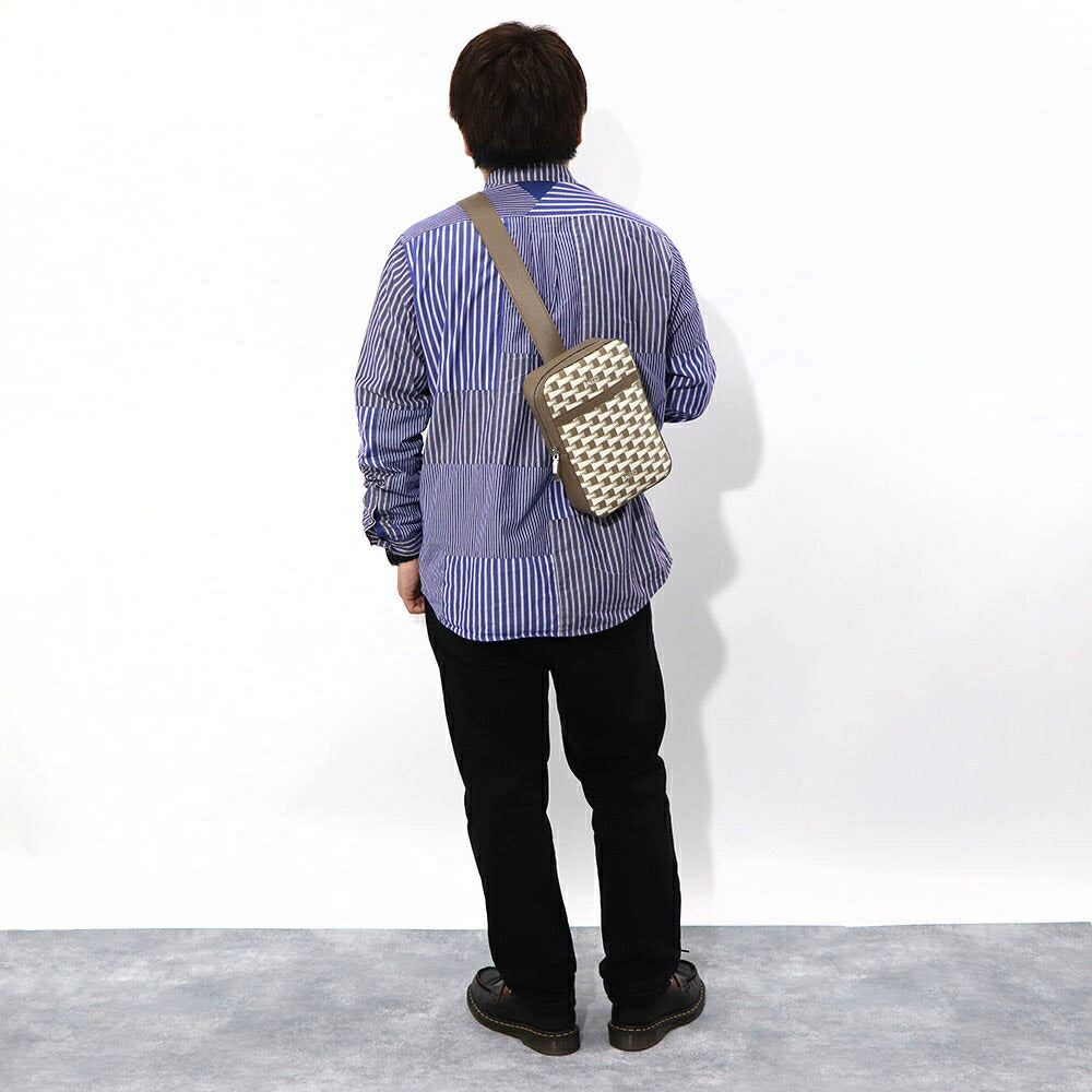 バリー BALLY バッグ ショルダーバッグ ユニセックス PENNANT SLING グレー系 レザー メンズ レディース シルバー金具 ロゴ ペナントモチーフ 761346608273