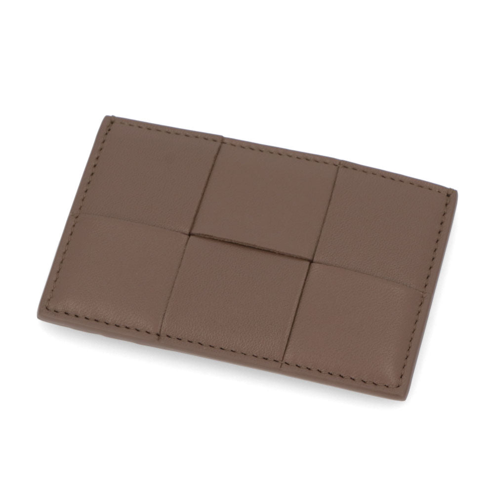 ボッテガ ヴェネタ BOTTEGA VENETA 雑貨 カードケース ユニセックス CASSETTE カセット ブラウン ブルー ピンク ブラック ラムスキン メンズ レディース マキシイントレチャート 定期入れ パスケース ロゴ シンプル 742693 VCQC4