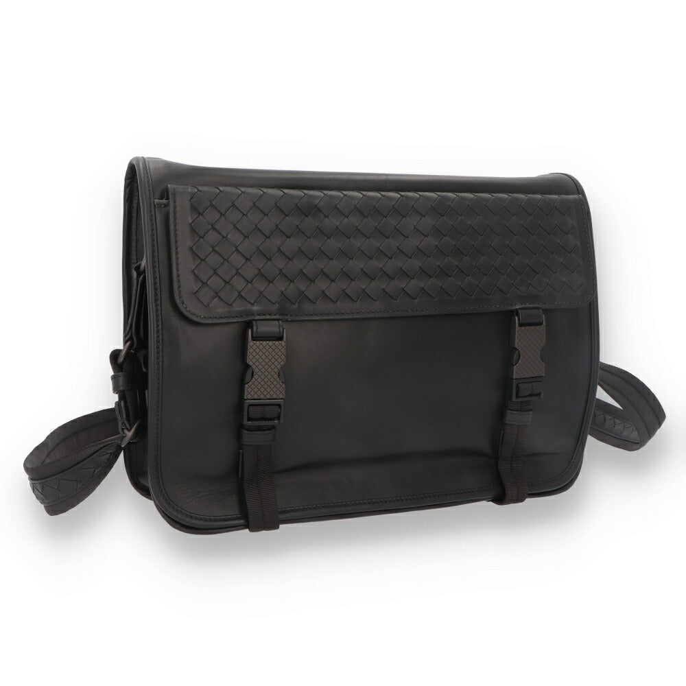ボッテガ ヴェネタ BOTTEGA VENETA バッグ ショルダーバッグ 534435 VQ12A1000 イントレチャート メンズ ブラック A4対応 横型 メッセンジャーバッグ