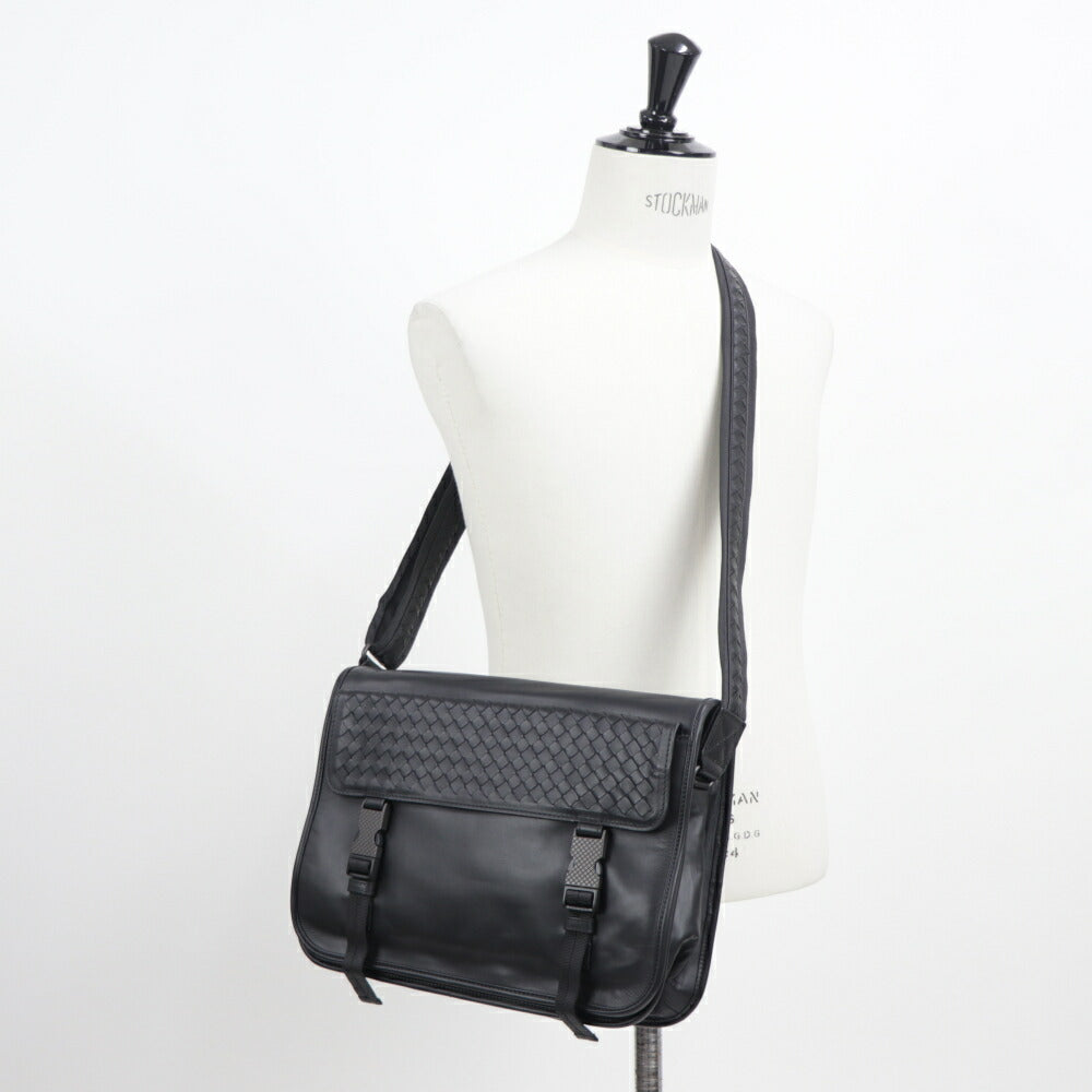 ボッテガ ヴェネタ BOTTEGA VENETA バッグ ショルダーバッグ 534435 VQ12A1000 イントレチャート メンズ ブラック A4対応 横型 メッセンジャーバッグ