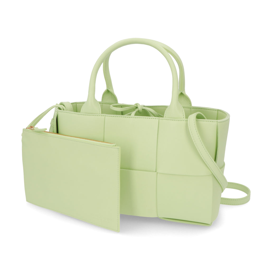 ボッテガ ヴェネタ BOTTEGA VENETA バッグ トートバッグ レディース ARCO TOTE ライトグリーン ラムスキン ミニトートバッグ マキシイントレチャート 型押しロゴ エンボスロゴ ショルダーバッグ 2WAY 709337 VCQC2