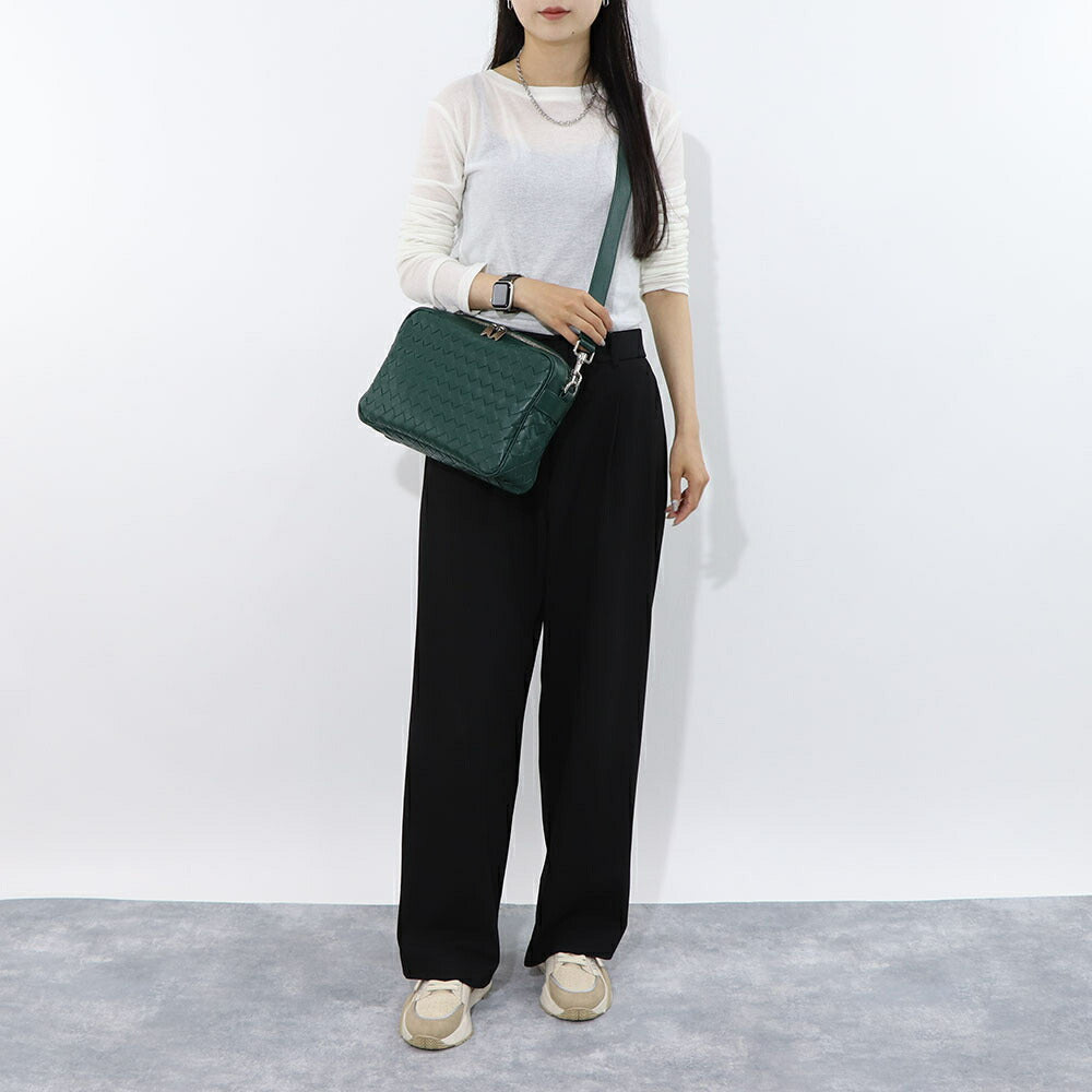 ボッテガ ヴェネタ BOTTEGA VENETA バッグ ショルダーバッグ メンズ INTRECCIATO MEDIUM CAMERA BAG ディープグリーン カーフスキン クロスボディバッグ カメラバッグ イントレチャート 755925 V2HL1