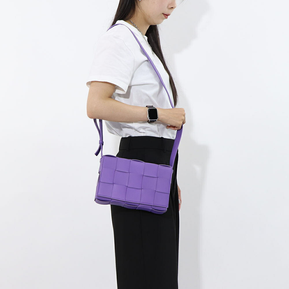 ボッテガ ヴェネタ BOTTEGA VENETA バッグ ショルダーバッグ レディース CASSETTE NAPPA パープル ホワイト サーモンピンク ラムレザー クロスボディバッグ ボックス型 クラッチバッグ ショルダーバッグ 578004 VMAY1