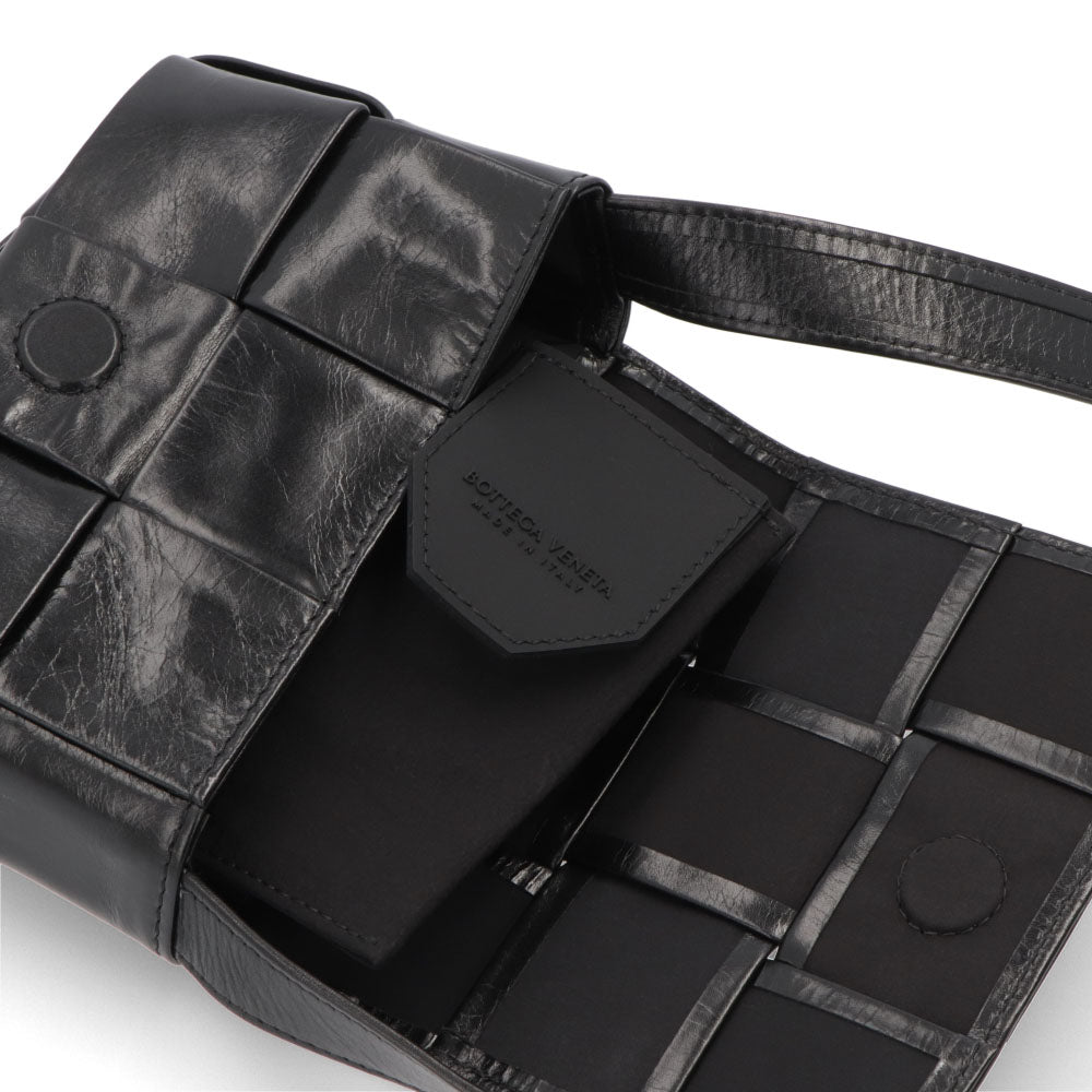 ボッテガ ヴェネタ BOTTEGA VENETA バッグ ショルダーバッグ ユニセックス CANDY CASSETTE ブラック 牛革 ナイロン ショルダーバッグ クロスボディバッグ キャンディーカセット ミニバッグ マキシイントレチャート 667048 VCQ72